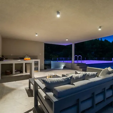 Desire Villa *